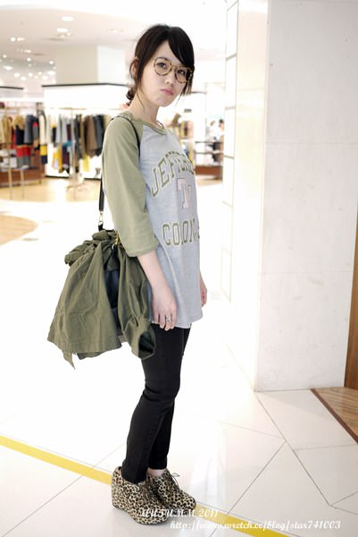 20251023-eg9lb 20251023-eg9lb