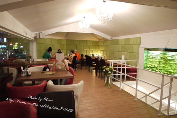 20251023-di2ia 20251023-di2ia