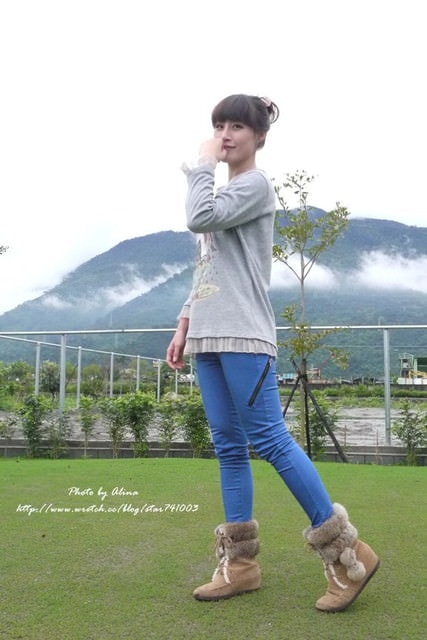 20251023-4gn7z 20251023-4gn7z