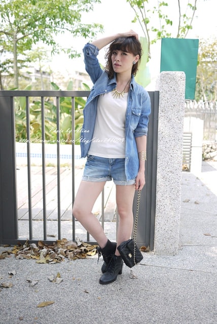 20251023-eh0na 20251023-eh0na