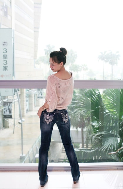 20251023-v6g2r 20251023-v6g2r