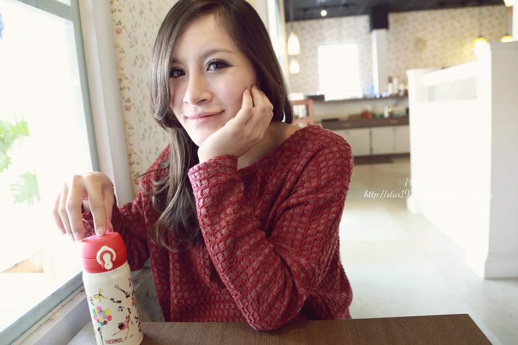 20251023-ei7b8 20251023-ei7b8