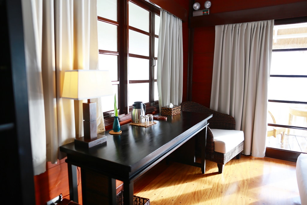 20251023-e0zs7 20251023-e0zs7