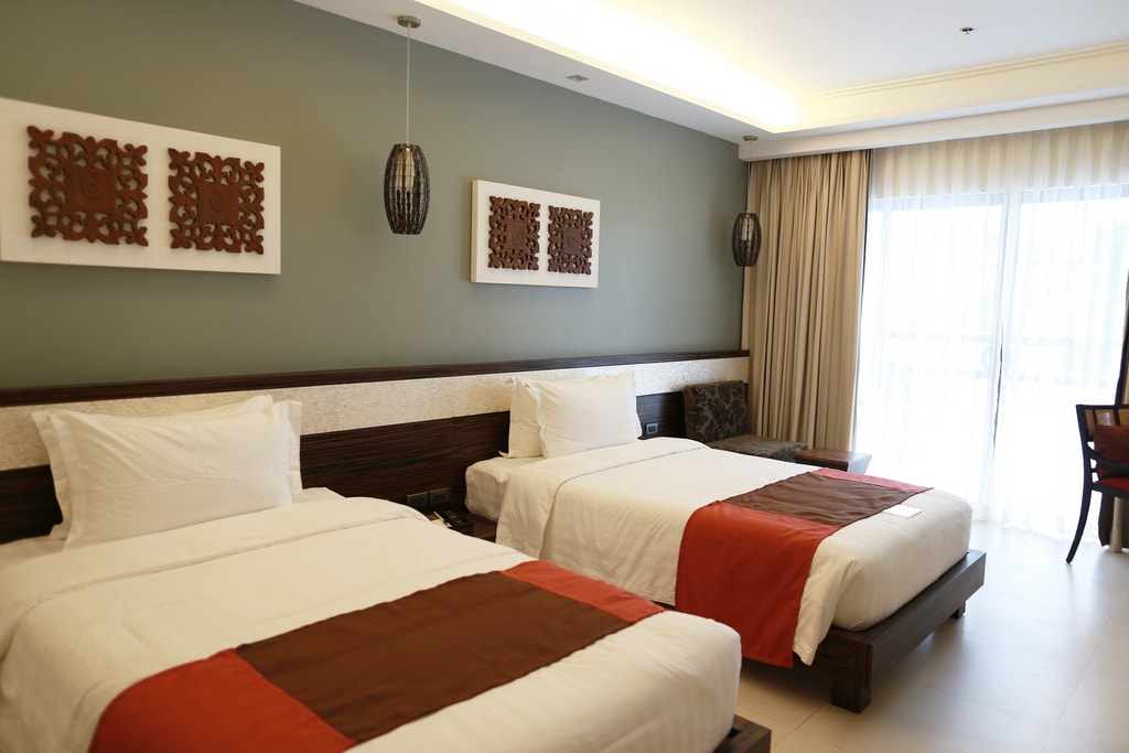 20251023-f4bqx 20251023-f4bqx